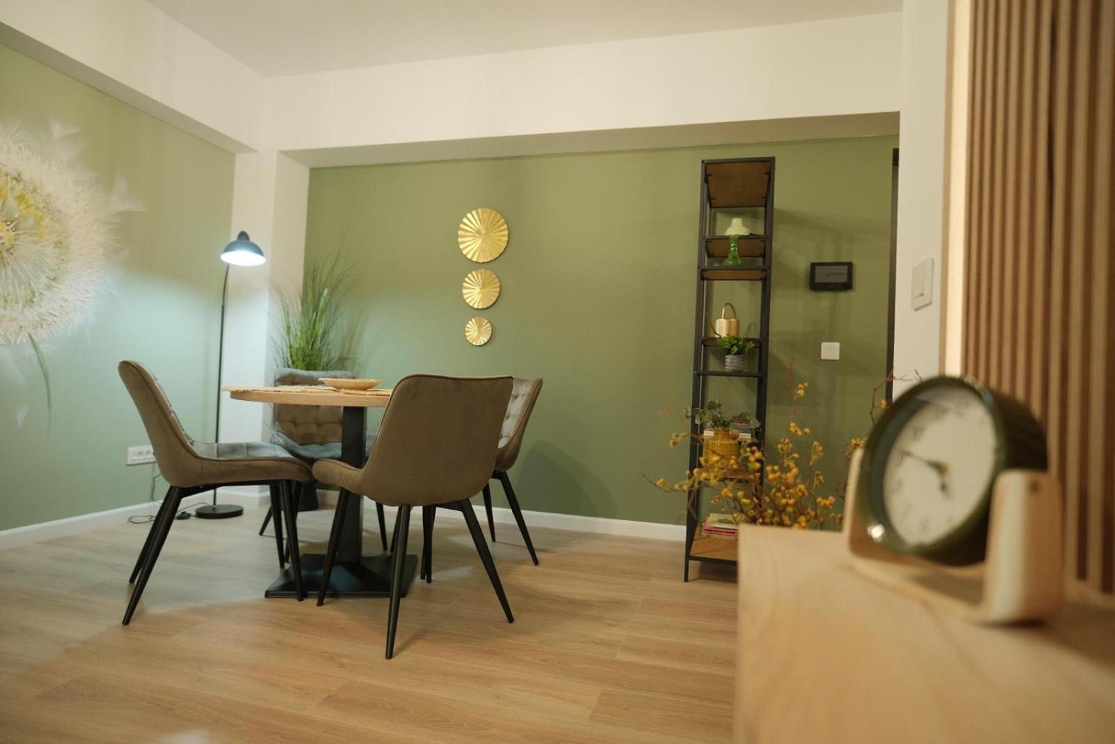 Green Studio Târgu Neamț Esterno foto
